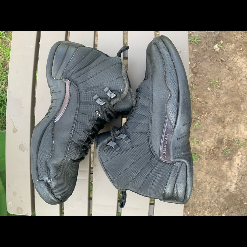 Jordan 12 WNTR - Picture 3 of 8